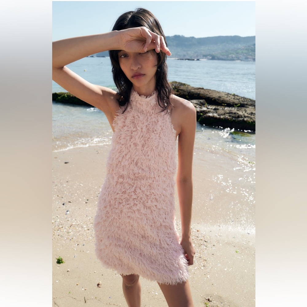 Zara FEATHERY KNIT HALTER DRESS. Pale Pink. Size S. New with Tags.